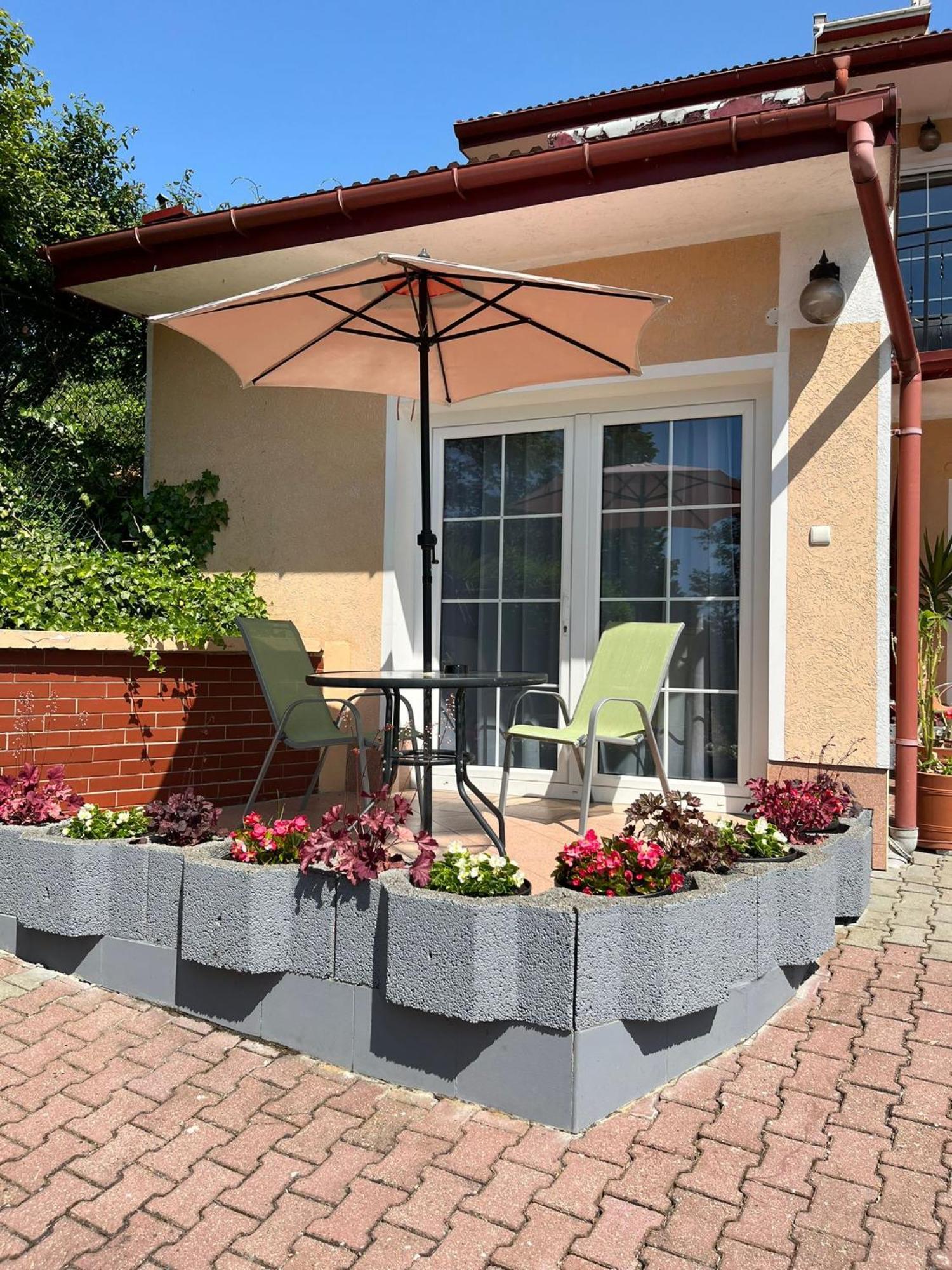 Hotel Eva Mrągowo Esterno foto